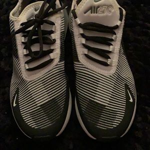 Nike air max 270